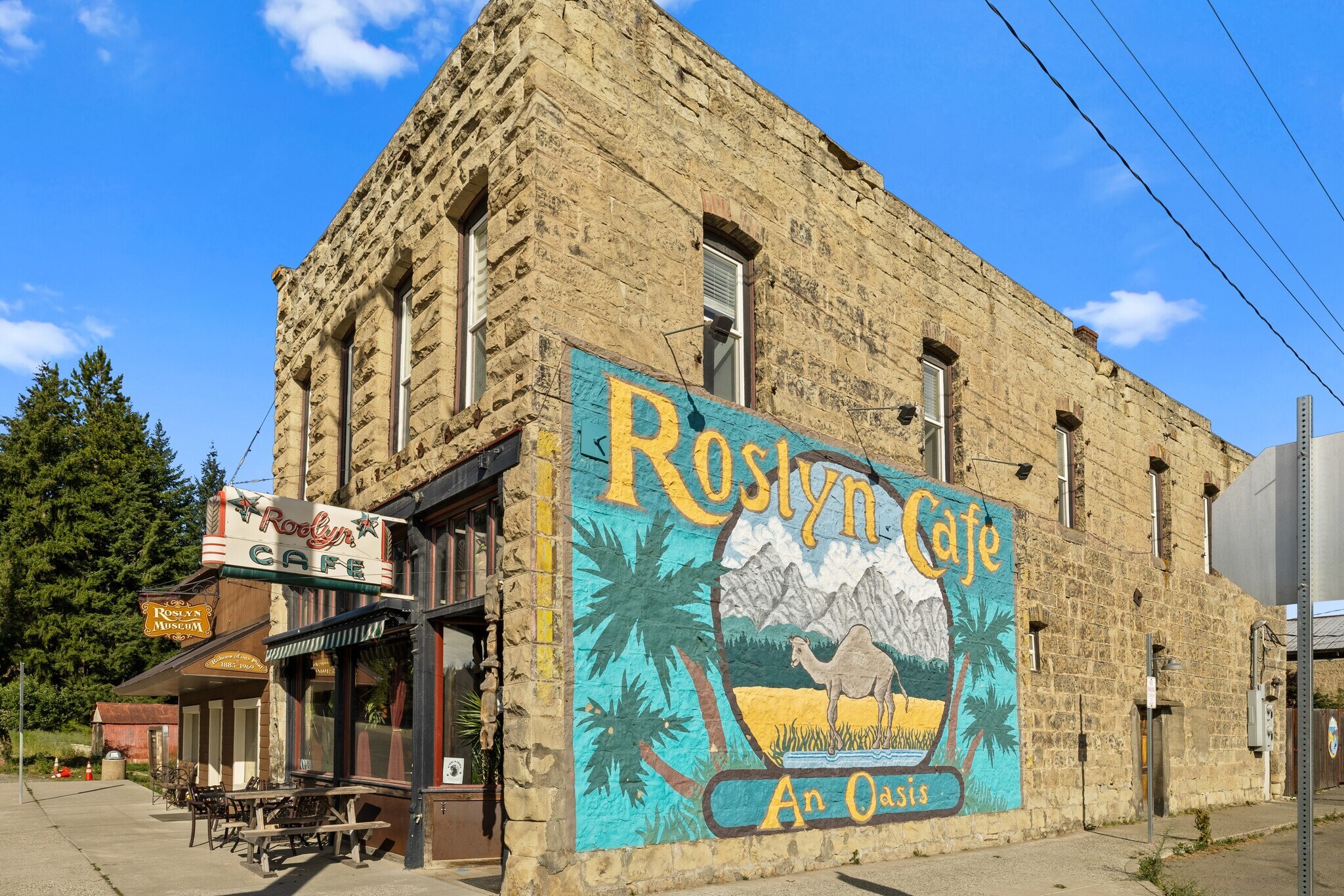 201 W Pennsylvania Ave, Roslyn, WA à vendre Photo du bâtiment- Image 1 de 8