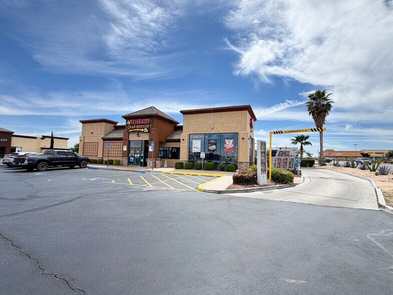 14321 Bear Valley Rd, Victorville, CA à vendre - Photo du bâtiment - Image 2 de 8