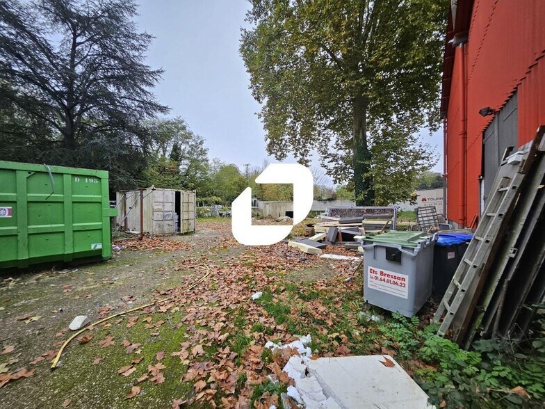 Land in Dammarie-les-Lys for sale - Building Photo - Image 3 of 5