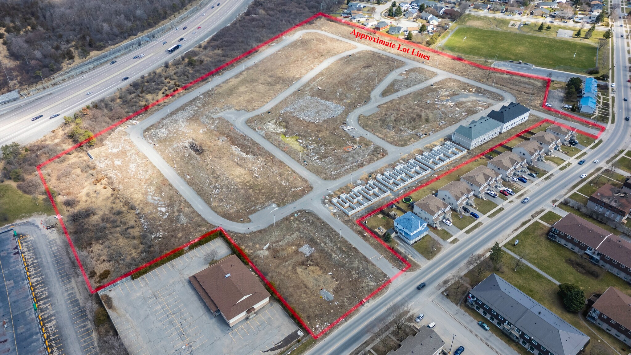 311 Conacher Dr, Kingston, ON à vendre Aérien- Image 1 de 1