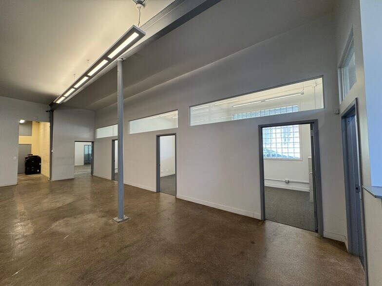 452 N Claremont Ave, Chicago, IL à louer - Photo intérieure - Image 3 de 11