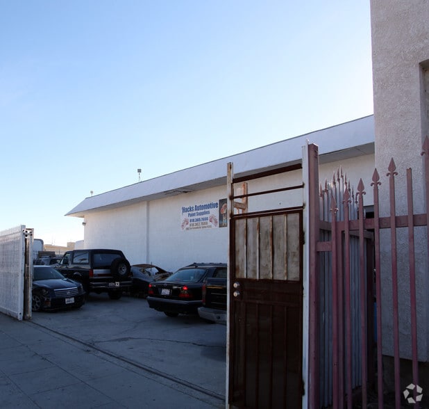 12527 San Fernando Rd, Sylmar, CA à louer - Photo du bâtiment - Image 2 de 2