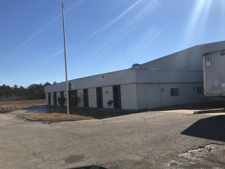 4493 A Ave, Long Beach, MS for lease - Building Photo - Image 2 of 9