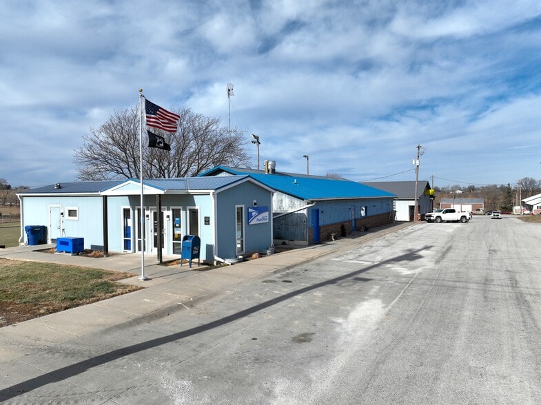 202 Ash St, Pleasant Dale, NE for sale - Primary Photo - Image 1 of 4