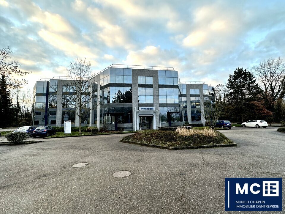 Office in ILLKIRCH-GRAFFENSTADEN for lease Building Photo- Image 1 of 7