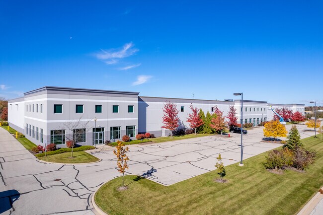 Plus de détails pour 9875 S Stern St, Oak Creek, WI - Industriel à louer