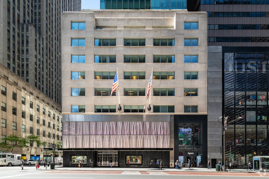640 Fifth Ave, New York, NY for lease - Building Photo - Image 2 of 4