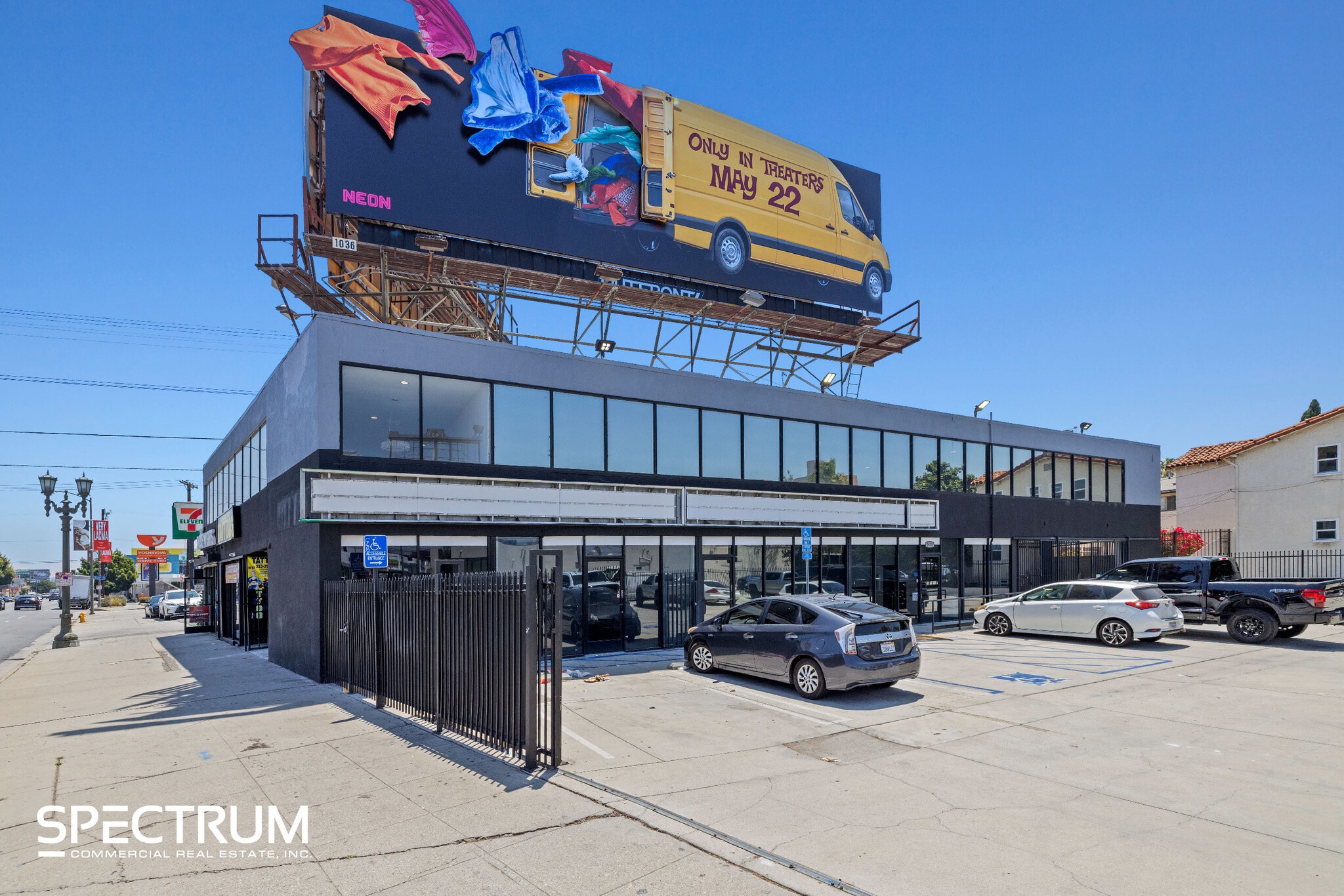 1435 S La Cienega Blvd, Los Angeles, CA for lease Building Photo- Image 1 of 25