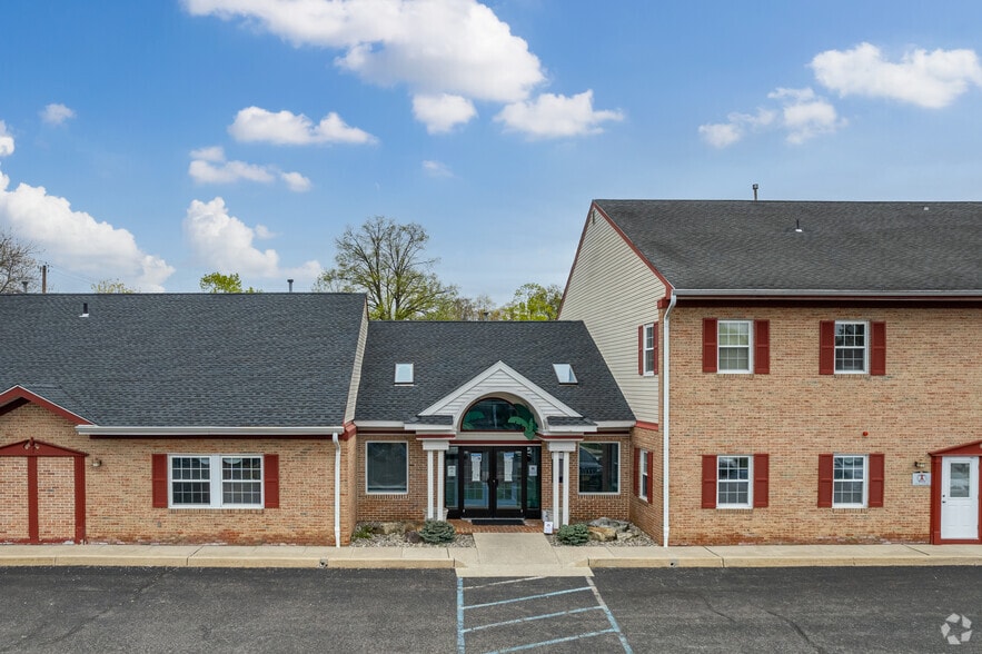 1949 Marlton Pike E, Cherry Hill, NJ à louer - Photo du bâtiment - Image 3 de 7
