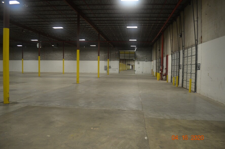 8500 Market St, Houston, TX for lease - Interior Photo - Image 3 of 8