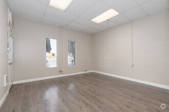 2900 SW Cornelius Pass Rd, Hillsboro, OR for lease Interior Photo- Image 2 of 6