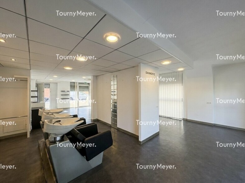 24 Boulevard Victor Hugo, Colomiers for lease - Interior Photo - Image 3 of 4