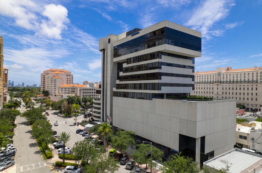 150 Alhambra Cir, Coral Gables, FL for lease - Building Photo - Image 2 of 13