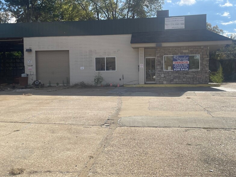 701 E Main St, El Dorado, AR for sale - Building Photo - Image 2 of 9