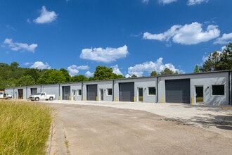 2427 Hilton Way, Gainesville, GA for lease Building Photo- Image 2 of 7