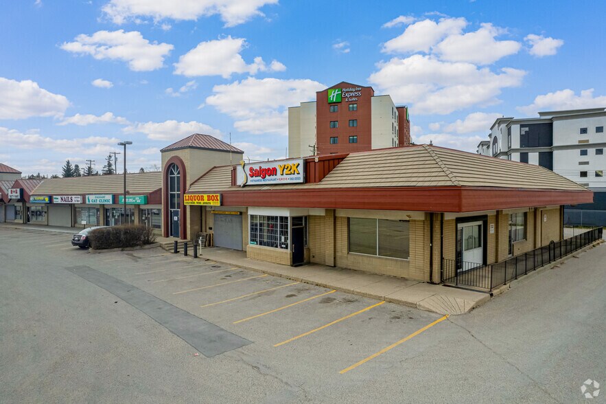2110 Crowchild Trl NW, Calgary, AB for sale - Building Photo - Image 1 of 1