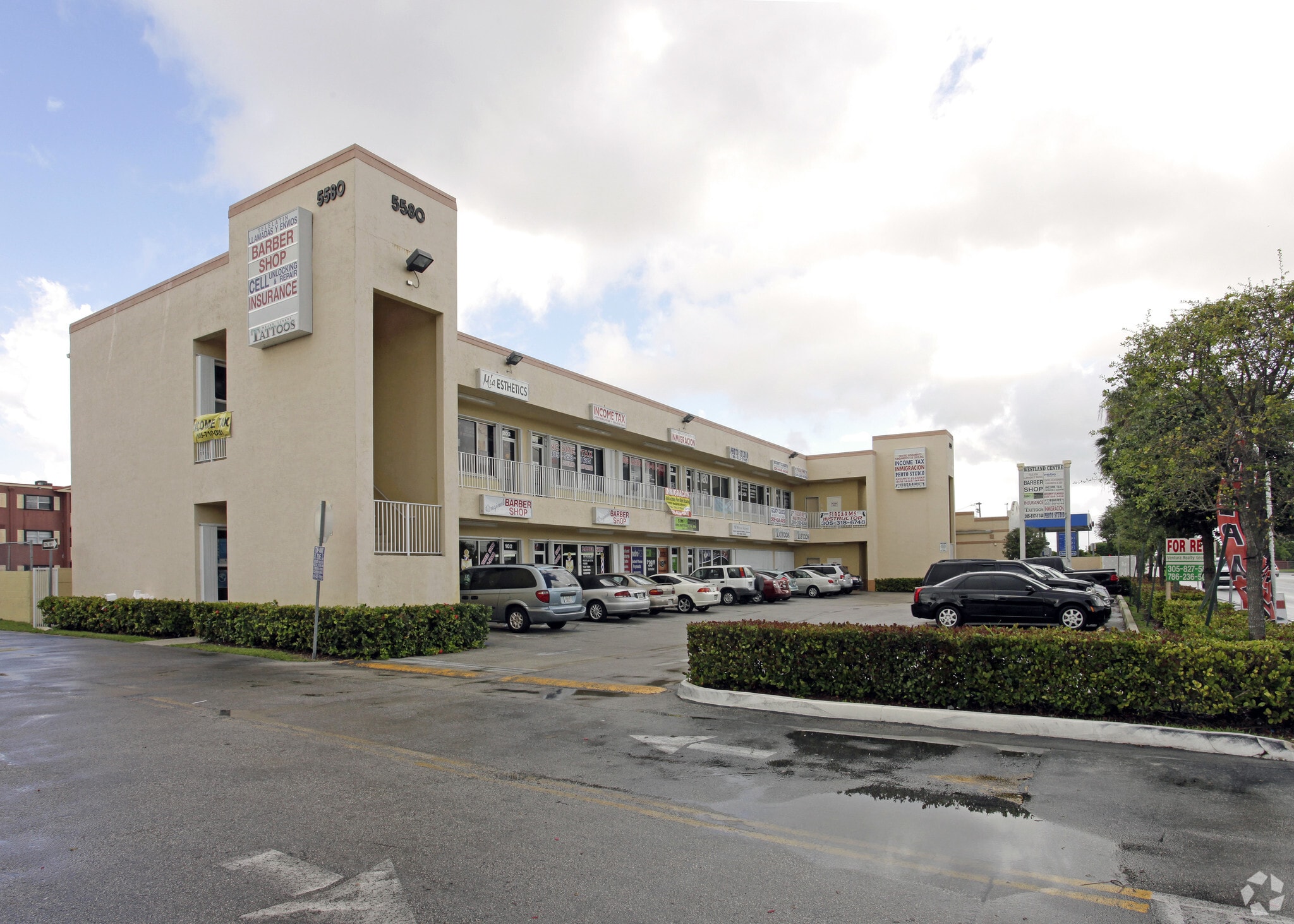 5580 W 16th Ave, Hialeah, FL for lease Primary Photo- Image 1 of 19