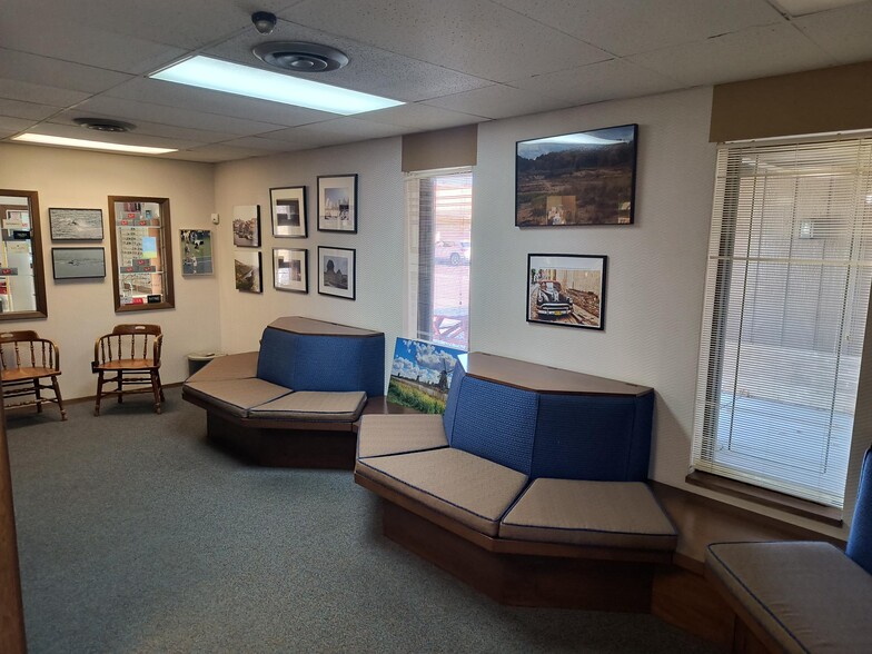 1640-1646 45th St, Munster, IN à vendre - Photo du bâtiment - Image 3 de 9