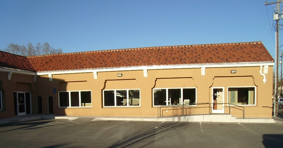 800 San Benito St, Hollister, CA for lease - Building Photo - Image 2 of 4