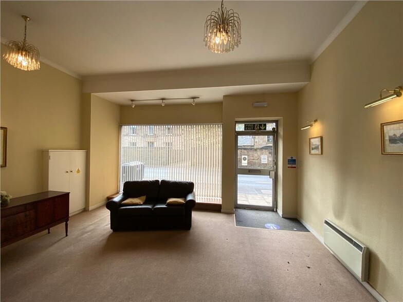 17-23 Church Hill Pl, Edinburgh for lease - Interior Photo - Image 3 of 5