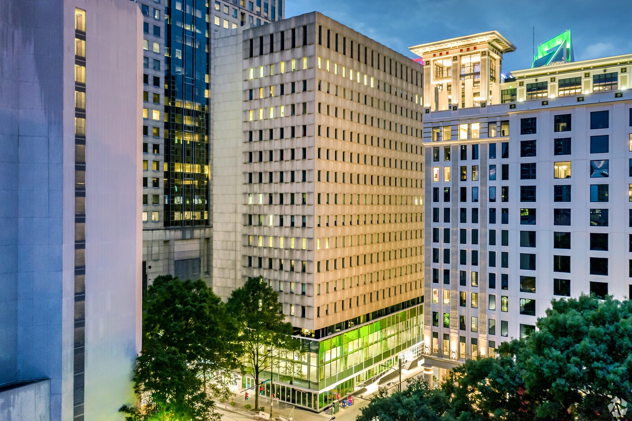 129 W trade St, Charlotte, NC à louer Photo principale- Image 1 de 9