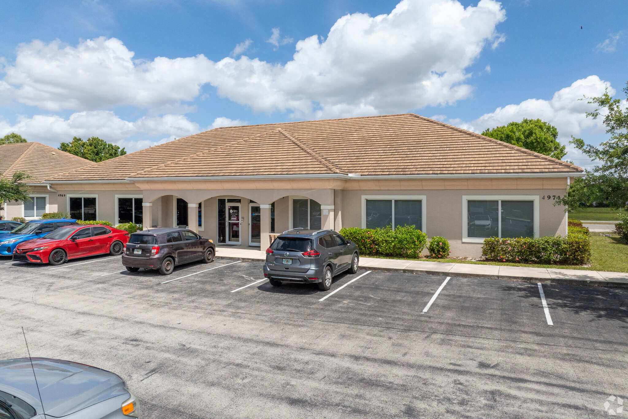 4969-4971 Royal Gulf Cir, Fort Myers, FL for sale Building Photo- Image 1 of 7