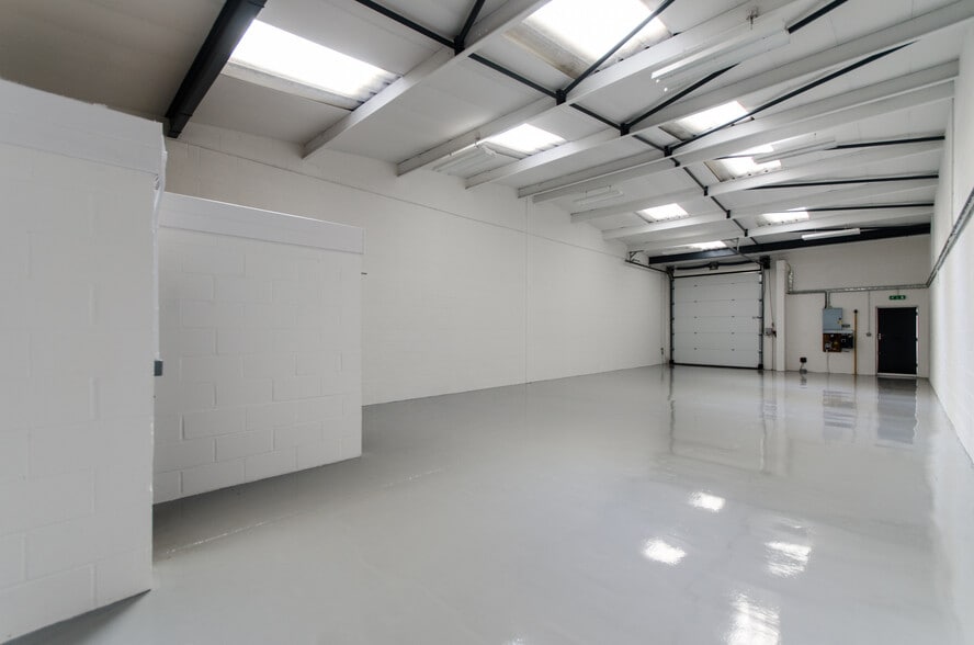 Warnford Industrial Estate, Hayes for lease - Interior Photo - Image 1 of 2