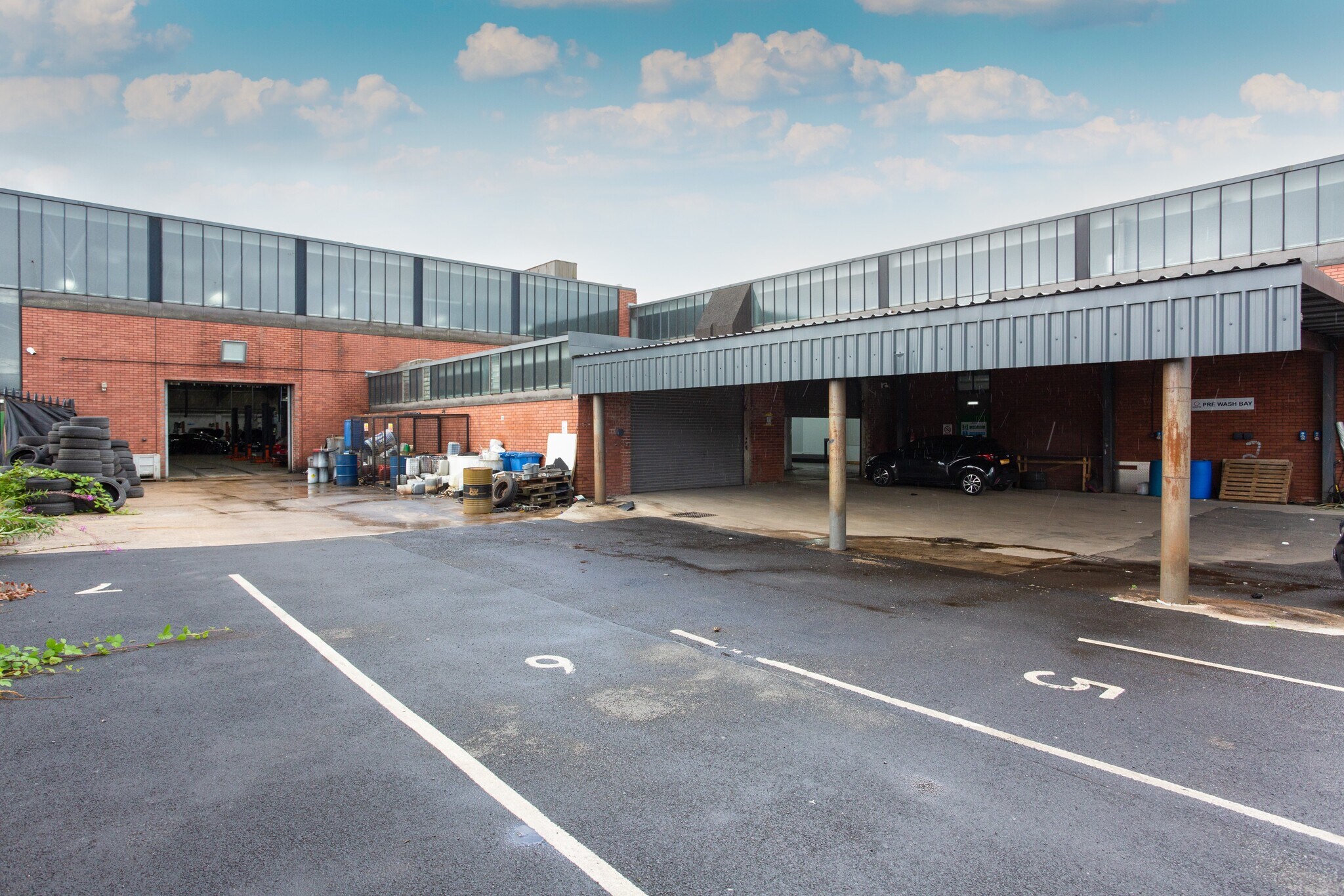 Derby Way, Bury à louer Photo principale- Image 1 de 8