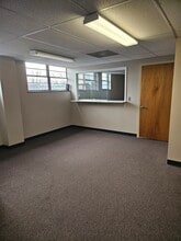 35 E Elizabeth Ave, Bethlehem, PA for lease Interior Photo- Image 1 of 3