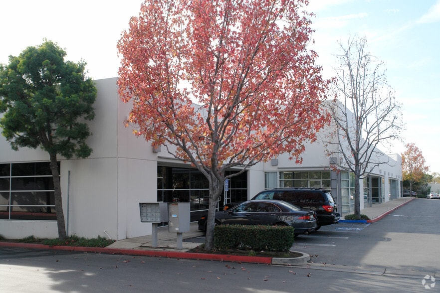 30 Hughes, Irvine, CA for lease - Building Photo - Image 2 of 6
