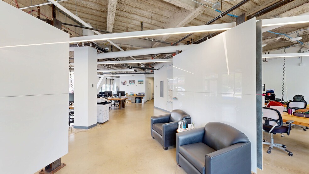 57 E Pleasant St, Amherst, MA à louer - Numérisation 3D de Matterport - Image 3 de 15