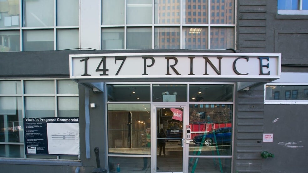 147 Prince St, Brooklyn, NY for lease - Building Photo - Image 1 of 2
