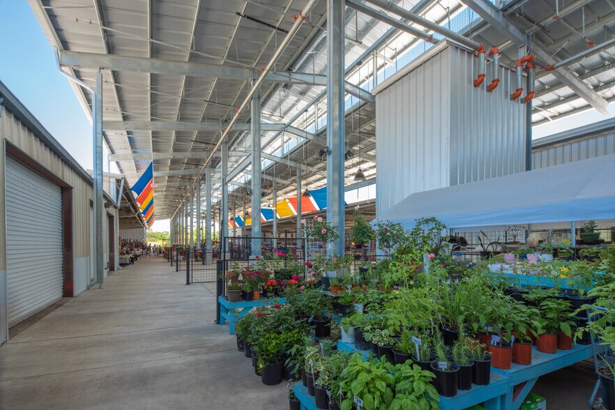 2520 Airline Dr, Houston, TX à vendre - Photo du bâtiment - Image 2 de 11