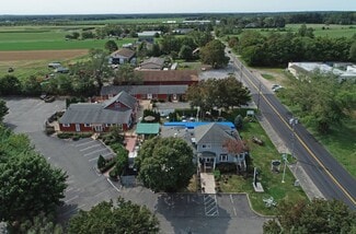 More details for 3225 Sound Ave, Riverhead, NY - Retail for Sale