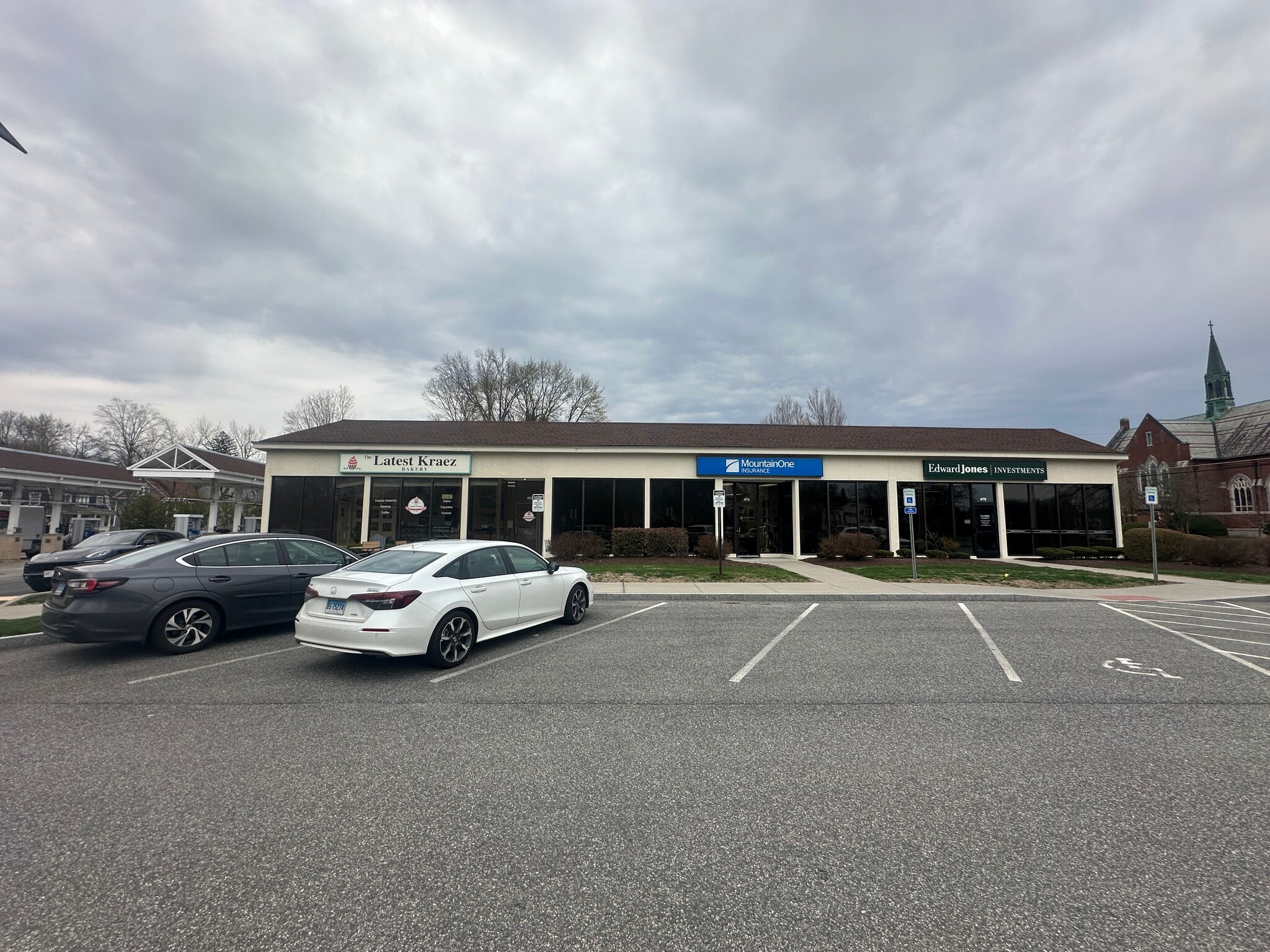 471-475 Longmeadow St, Longmeadow, MA for lease Primary Photo- Image 1 of 3