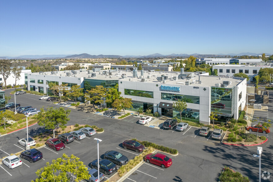 10421 Pacific Center Ct, San Diego, CA for lease - Building Photo - Image 3 of 6