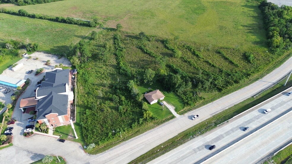 46194 I-10, Winnie, TX à vendre - Photo du bâtiment - Image 3 de 8