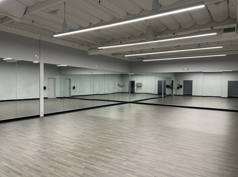 90 Casa Grande Rd, Petaluma, CA for lease - Interior Photo - Image 3 of 5