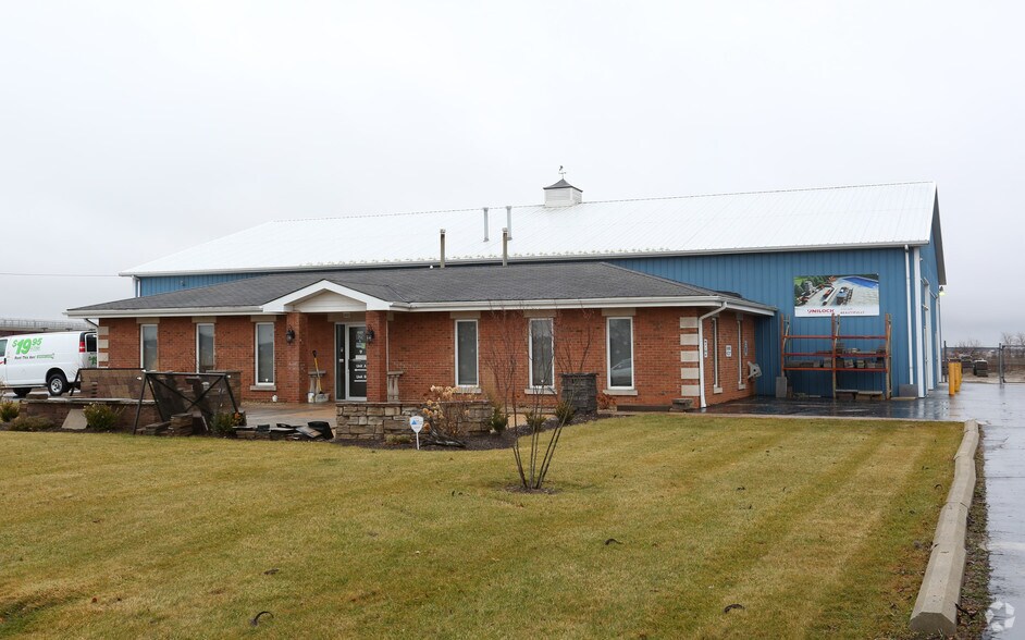 825 E North St, Elburn, IL à louer - Photo du bâtiment - Image 2 de 47