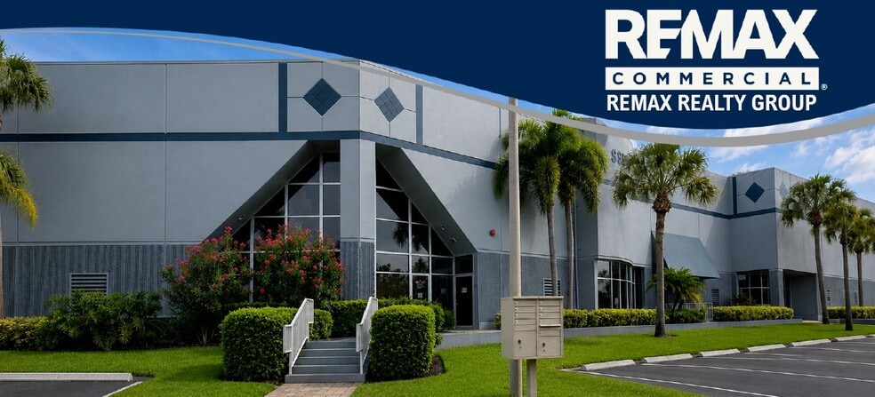 13830 Jetport Commerce Pky, Fort Myers, FL for lease - Building Photo - Image 1 of 27
