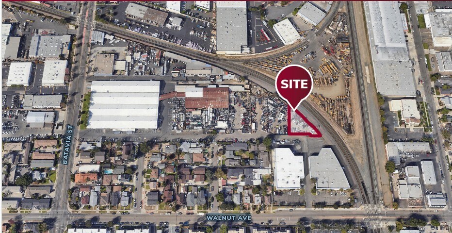 551 N Batavia St, Orange, CA for lease Building Photo- Image 1 of 3