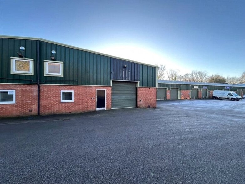 Market Flat Ln, Knaresborough for lease - Building Photo - Image 2 of 2