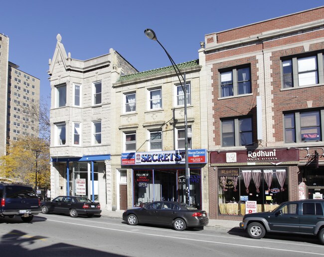 Plus de détails pour 3229 N Clark St, Chicago, IL - Commerce de détail à louer