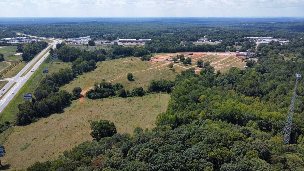 200 Harris St, Commerce, GA for lease - Building Photo - Image 2 of 8