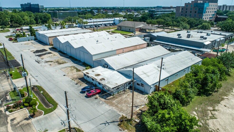 5220 Ted St, Houston, TX à vendre - Photo du bâtiment - Image 1 de 4