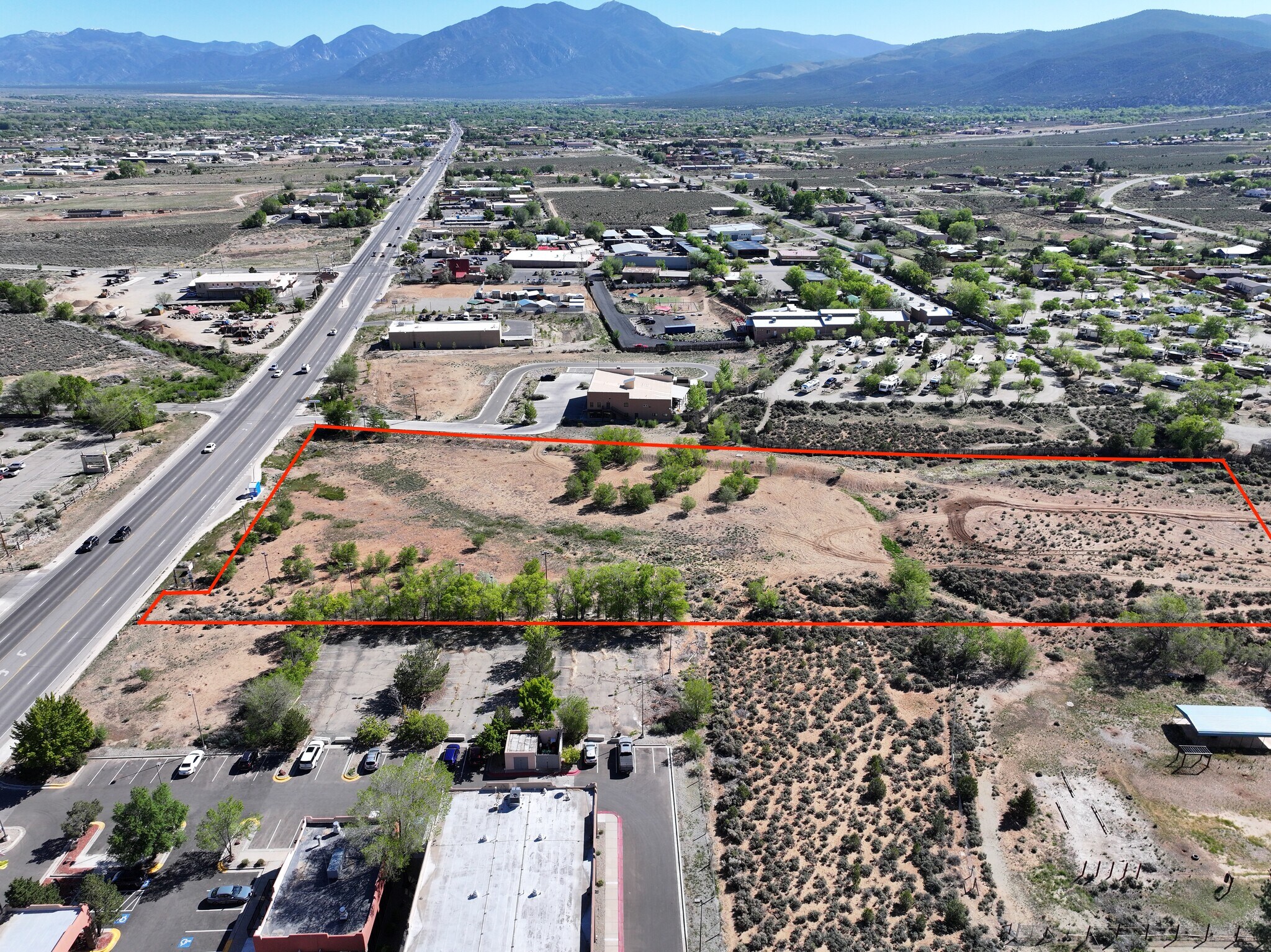 1511 Paseo Del Pueblo Sur, Taos, NM for sale Primary Photo- Image 1 of 9
