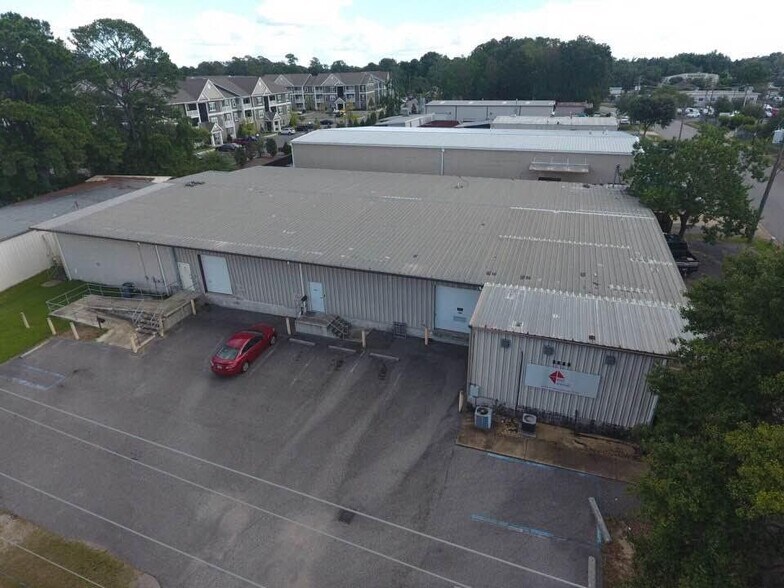 3229 International Dr, Mobile, AL à louer - Photo du bâtiment - Image 2 de 5