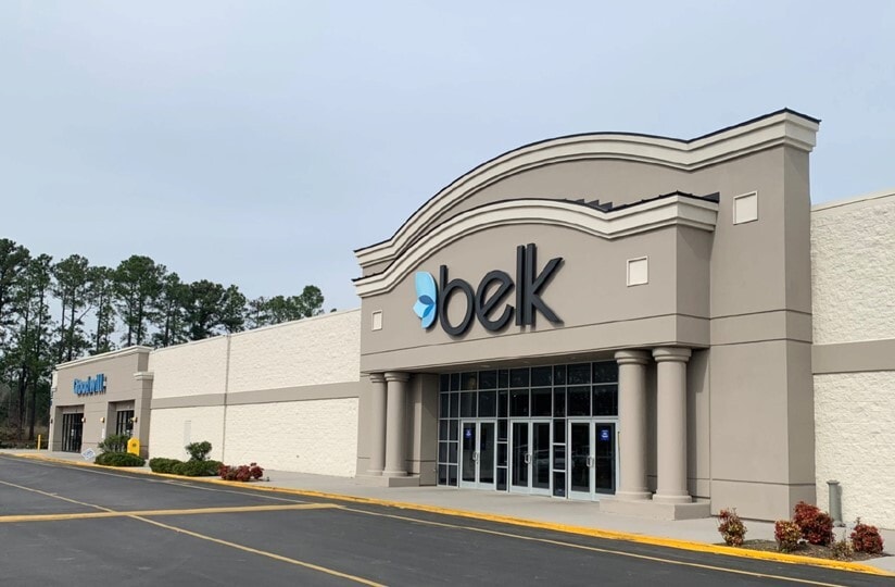 1670 Springdale Dr, Camden, SC à louer - Photo du bâtiment - Image 3 de 9