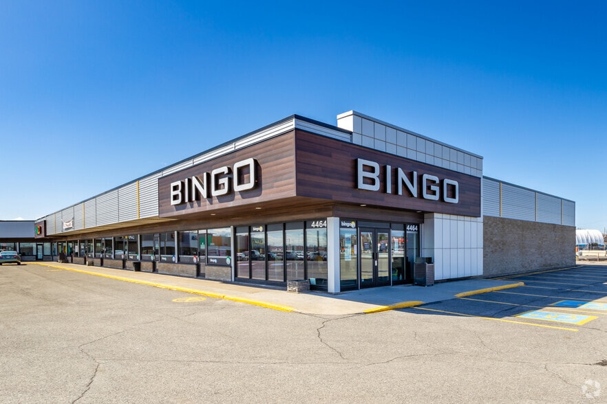 4390-4494 Boul de la Concorde E, Laval, QC for lease - Building Photo - Image 2 of 8