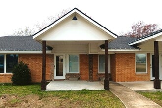 709 N Powell Pky, Anna, TX for lease Interior Photo- Image 1 of 7